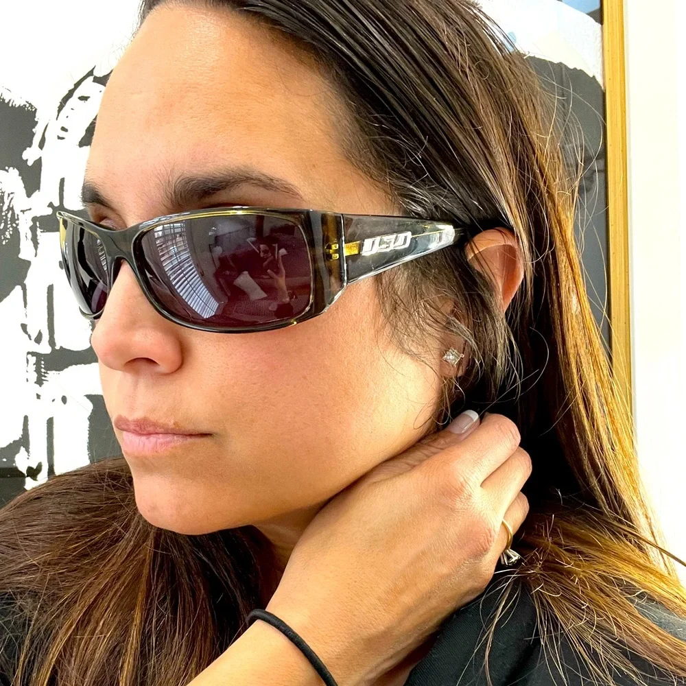 DSO Eyewear Menace Sunglasses in Shiny Black - Smoke